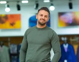 Cum să alegi o ținută elegantă și plină de stil?