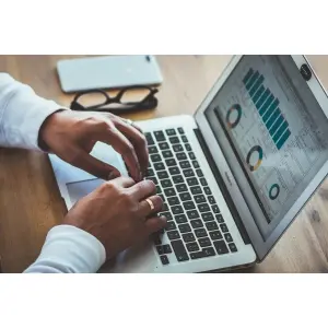 biroul-senior-software-din-cluj-aniverseaza-5-ani-de-activitate.jpg