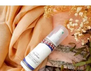 Ingrijirea parului cu produse cosmetice naturale de la Nympheum