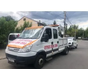 Cum să ne pregătim mașina pentru vacanță?