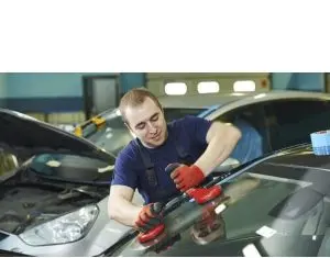 Montarea corespunzatore a parbrizului – siguranta cu cei de la MasterAutoGlass