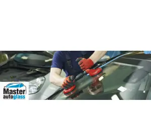 MasterAutoGlass dispune de serviciu de inlocuire prabriz, in service sau la domiciliu