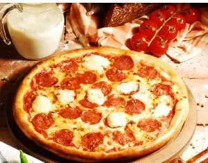 Cu Pizza Adrian ai pizze si paste delicioase