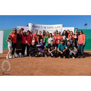 peste-200-de-participanti-la-turneul-tenis-pentru-fapte-bune-organizat-de-asociatia-the-social-incubator-au-sustinut-tinerii-defavorizati-din-romania.jpg
