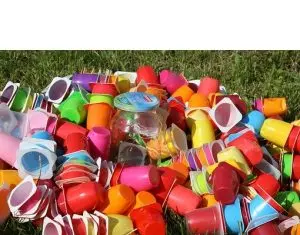 Povestea paharului meu de plastic