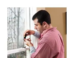 Reparatiile geamurilor termopan – lucrari necesare inainte sa vina iarna