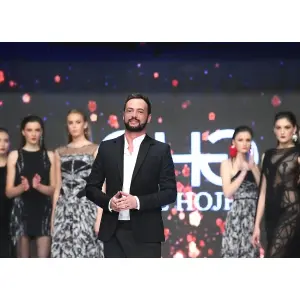 cel-mai-extravagant-si-controversat-show-de-moda-marca-george-hojbota-mea-culpa-pe-scenele-din-iasi-cluj-si-arad.jpg