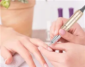 Arta pe unghii – posibila acum cu produsele de la Nolia Shop