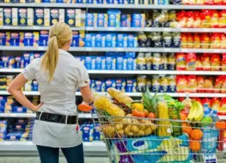 Expert financiar și risc: România ar trebui să „salveze” consumatorii săi, nu companiile pentru a economisi economia Expert financiar și risc România ar trebui să salveze consumatorii săi, nu companiile pentru a economisi economia