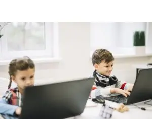 Cursurile de limba engleza online vs. cursurile clasice