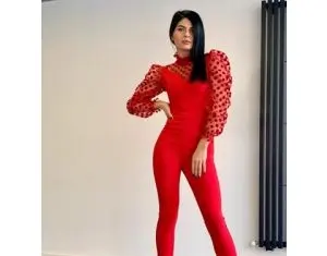 o piesa vestimentara mereu la moda