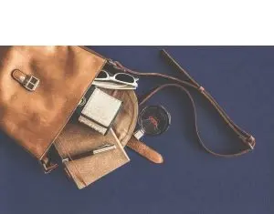 8 obiecte care nu trebuie să lipsească din geanta unei femei