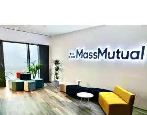 Massachusetts Mutual Life Insurance Company Intră in România cu Birouri în București si Cluj-Napoca