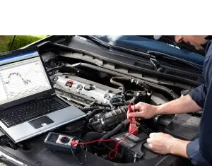 Cum îţi dai seama dacă ai nevoie de un electrician auto sau de un mecanic?