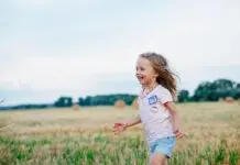 Haine pentru copii din țesături naturale – Atelier de familie! Haine pentru copii din țesături naturale