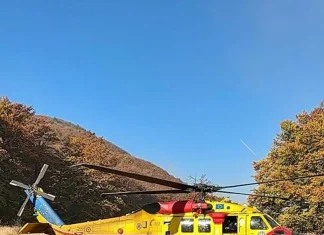 Incendiul din Domogled: 160 de persoane intervin, iar elicopterele reiau misiunile Incendiul din Domogled: 160 de persoane intervin, iar elicopterele reiau misiunile